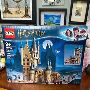 LEGO Harry Potter Hogwarts Tower Set - 75959